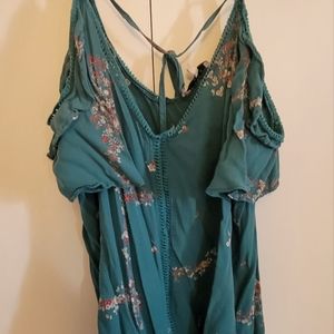 Current aire teal flower top
